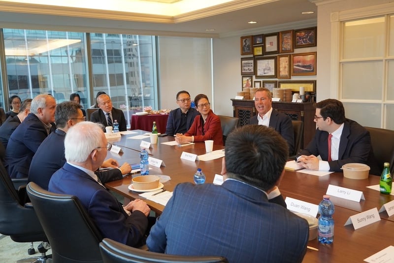 美国中国总商会在招商银行纽约分行举办 2024“领导力圆桌”会议宝维斯律师事务所主席 Brad S. Karp出席    featured image